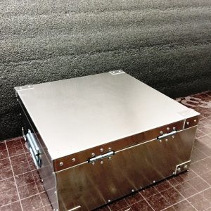 Aliuminio dėžutė 400x400x150, aluminum box 400x400x150