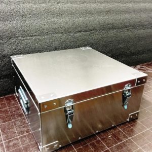 Aliuminio dėžutė 400x400x150, aluminum box 400x400x150